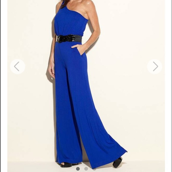 BeBe one shoulder jumpsuit. - Picture 2 of 4